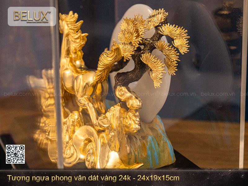 Tượng Ngựa Phong Vân dát vàng 24k 24x19x15cm